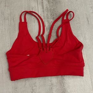 Ashy Bines toned sports bra